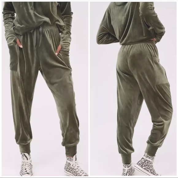 Aerie Offline After Party Velour Drawstring Joggers, Grey, Size Small, EUC - Picture 6 of 9